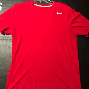 Nike men’s medium short sleeve shirt